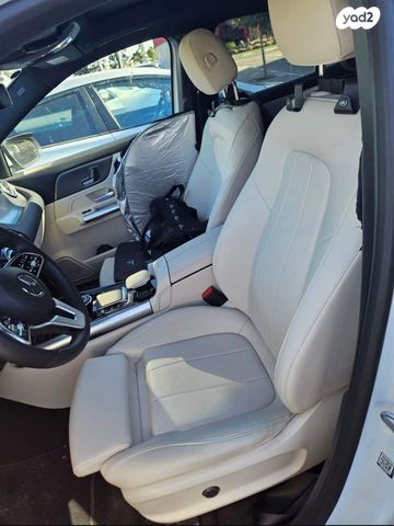 מודעת רכב מרצדס-בנץ EQA