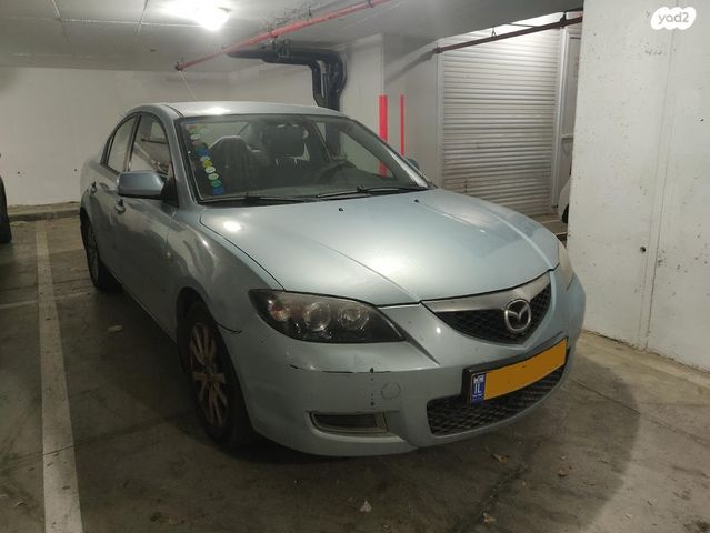 מודעת רכב מאזדה 3