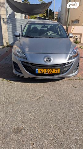 מודעת רכב מאזדה 3