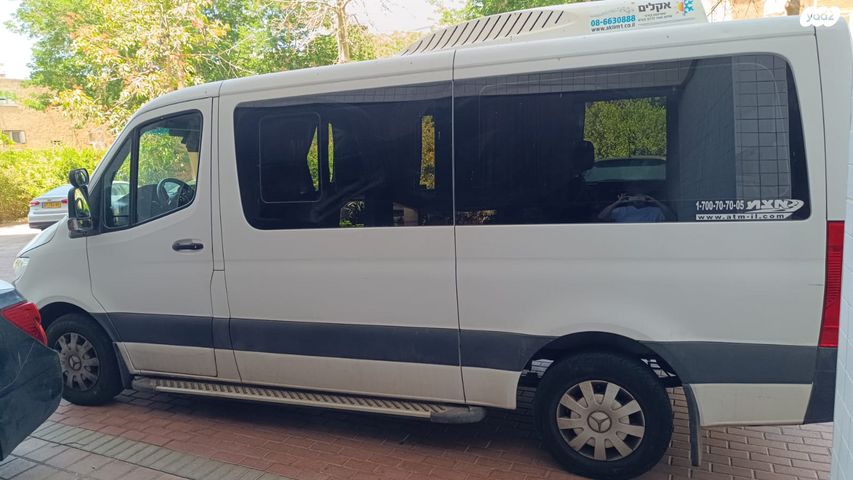 מודעת רכב מרצדס-בנץ ספרינטר