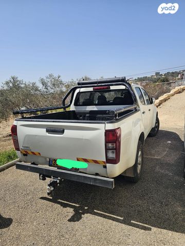 מודעת רכב איסוזו די-מקס