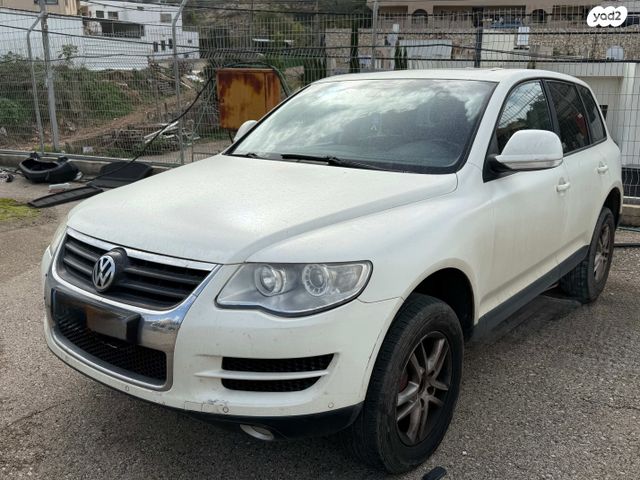 מודעת רכב פולקסווגן טוארג