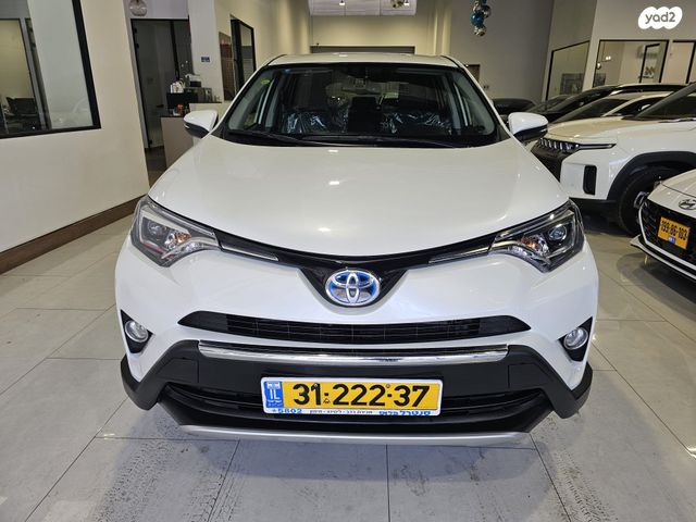 מודעת רכב טויוטה RAV4