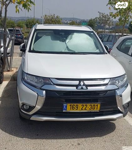מודעת רכב מיצובישי אאוטלנדר