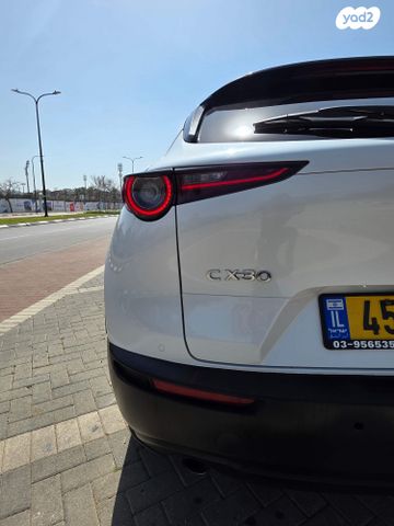 מודעת רכב מאזדה CX-30 1