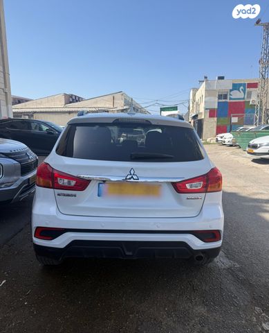 מודעת רכב מיצובישי ASX 1