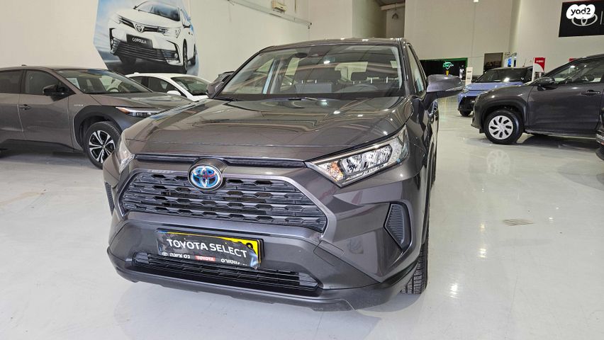 מודעת רכב טויוטה RAV4
