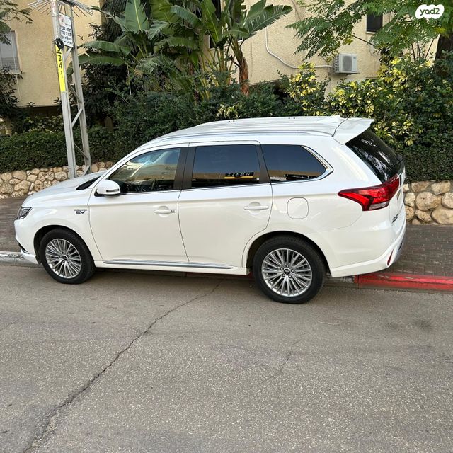 מודעת רכב מיצובישי אאוטלנדר