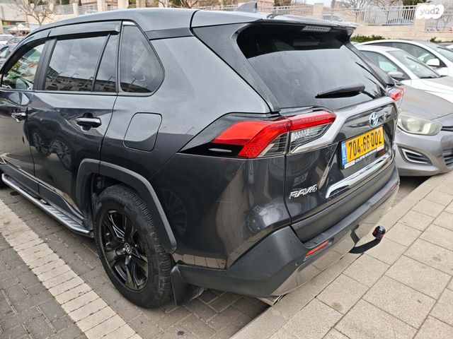 מודעת רכב טויוטה RAV4