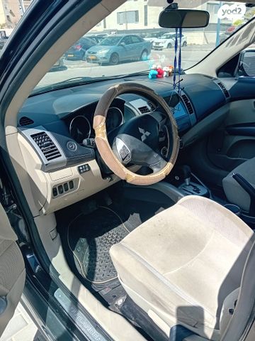 מודעת רכב מיצובישי אאוטלנדר