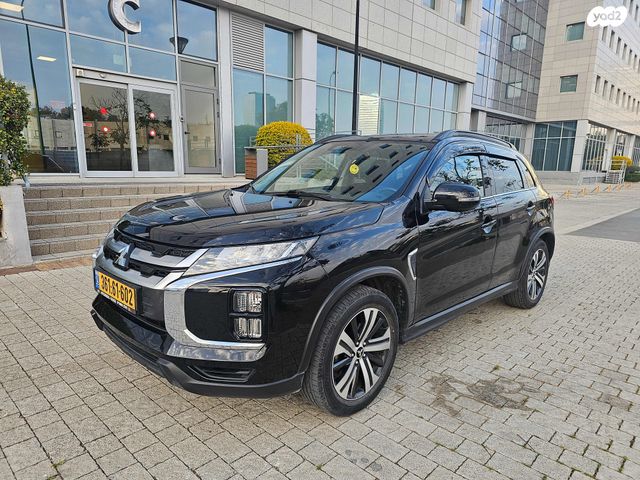 מודעת רכב מיצובישי ASX