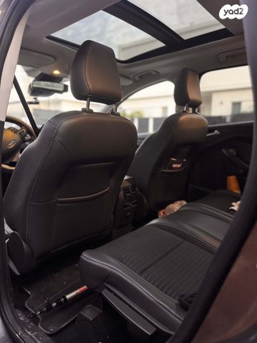 מודעת רכב פורד קוגה