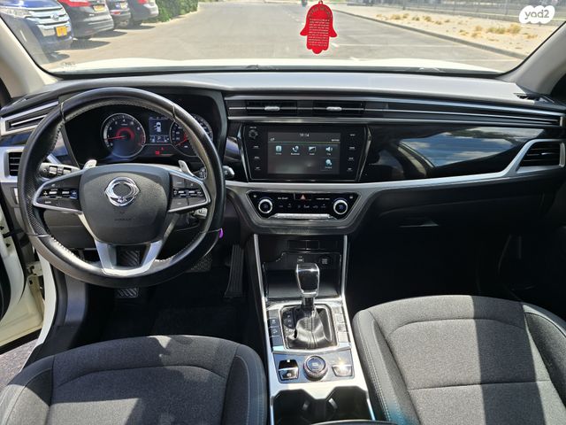 מודעת רכב סאנגיונג קורנדו