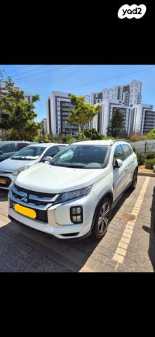 מודעת רכב מיצובישי ASX