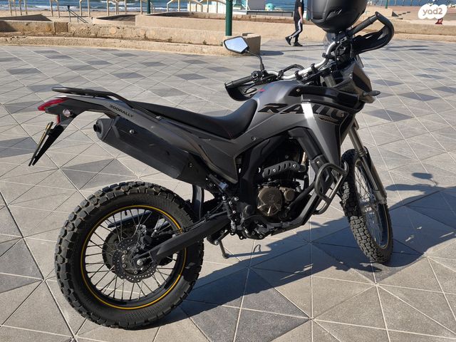 מודעת רכב Voge Rally 300