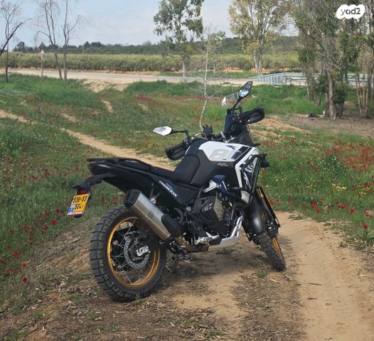 מודעת רכב Voge DS800X Rally