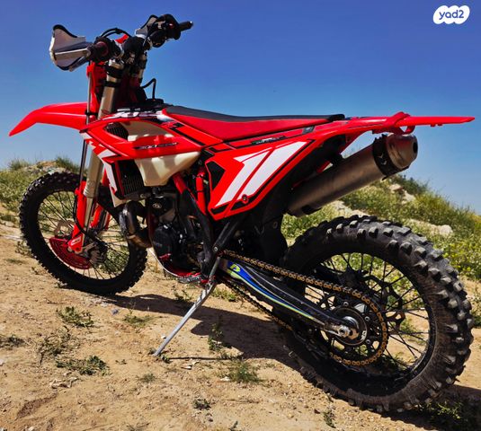 מודעת רכב בטא RR300