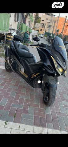 מודעת רכב קימקו AK 550