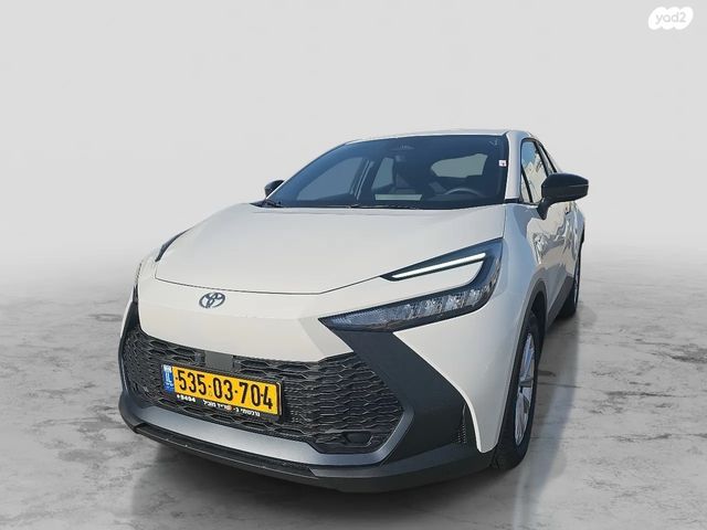 מודעת רכב טויוטה C-HR