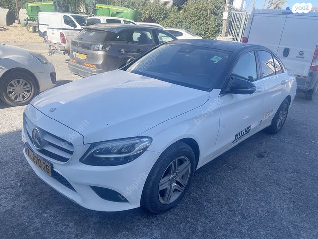 מודעת רכב מרצדס-בנץ C-class