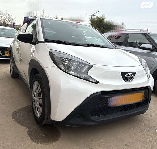 מודעת רכב טויוטה אייגו X