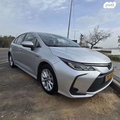 מודעת רכב טויוטה קורולה