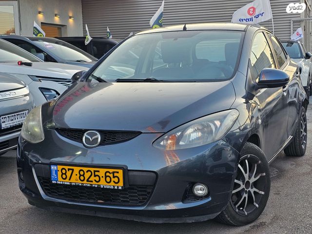 מודעת רכב מאזדה 2