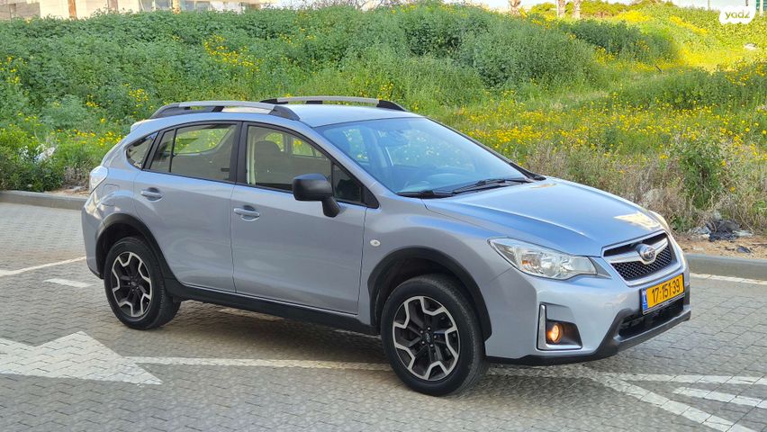 מודעת רכב סובארו XV