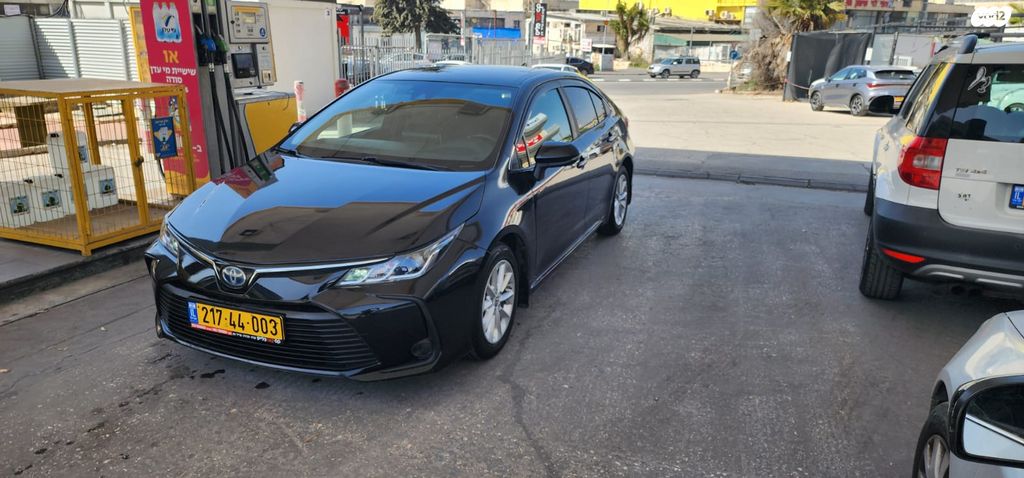 מודעת רכב טויוטה קורולה