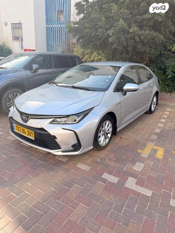 מודעת רכב טויוטה קורולה