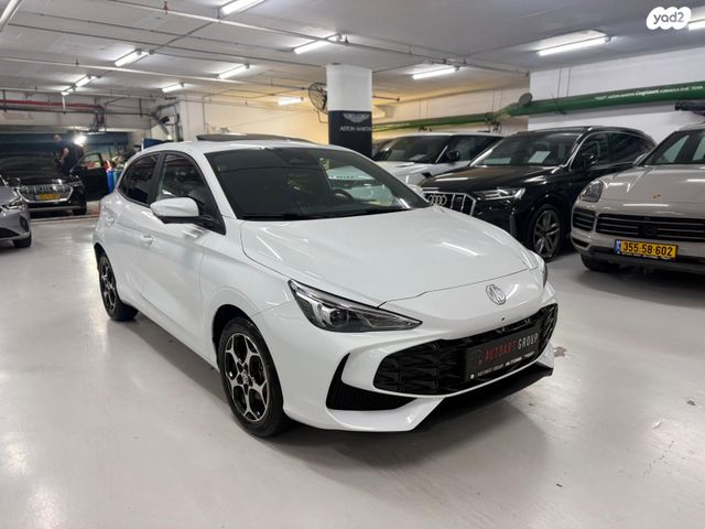 מודעת רכב אם ג'י MG3 1