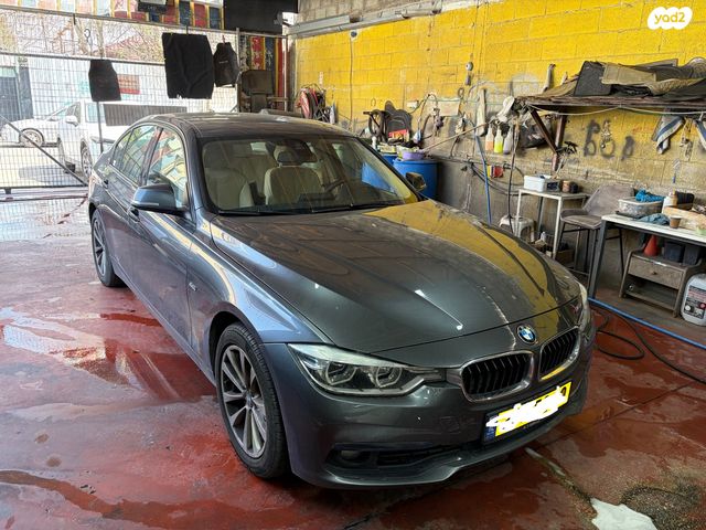 מודעת רכב ב מ וו סדרה 3