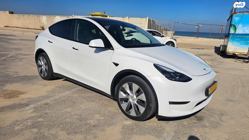 מודעת רכב טסלה מודל Y 1