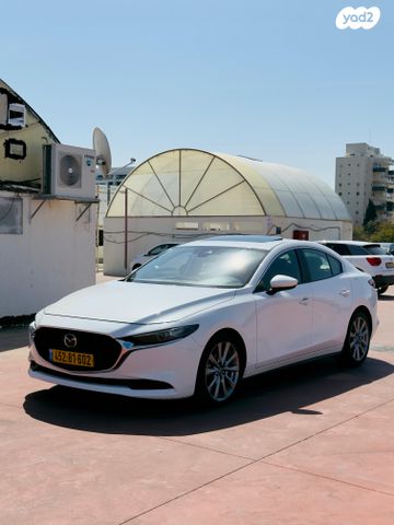 מודעת רכב מאזדה 3