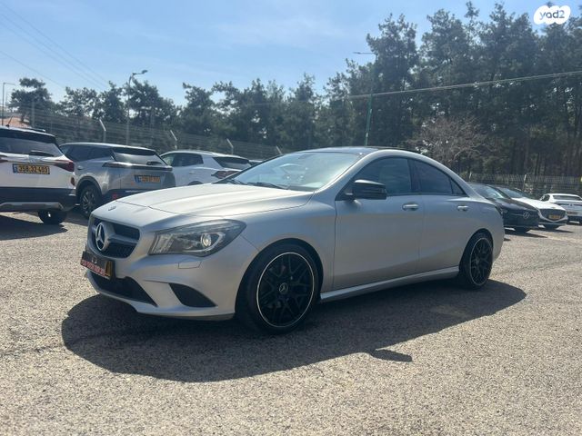 מודעת רכב מרצדס-בנץ CLA