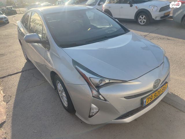 מודעת רכב טויוטה פריוס