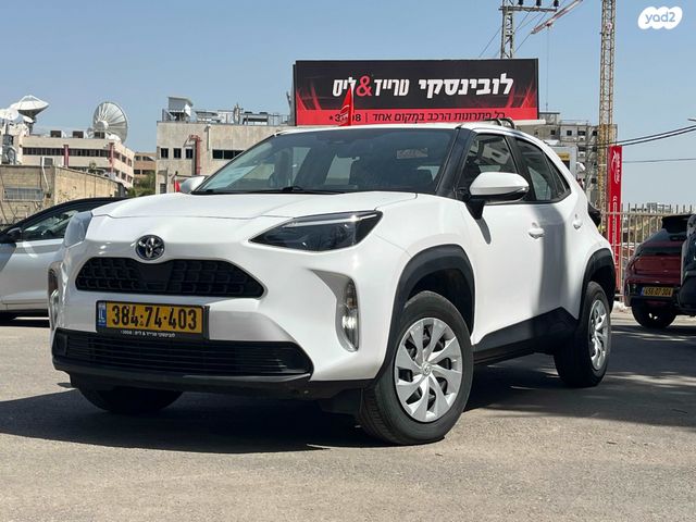 מודעת רכב טויוטה יאריס קרוס