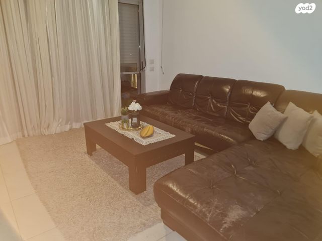 יצחק שמיר 22