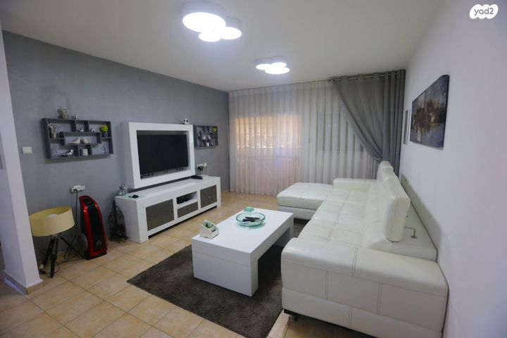 חכם אברהם עפג'ין 7