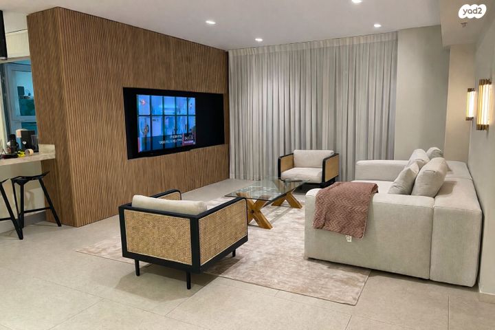 דרך אילות 10