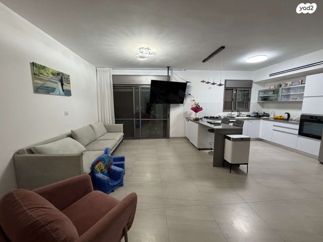 אריאל שרון 44