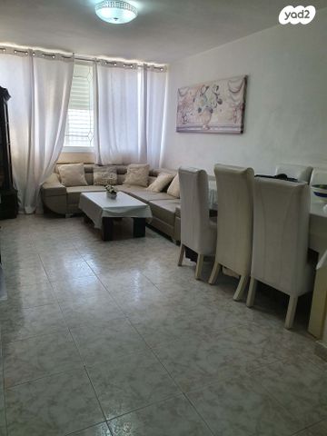 שדרות מרדכי בן פורת 5