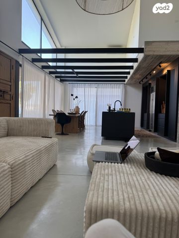 דרך הדולב 78