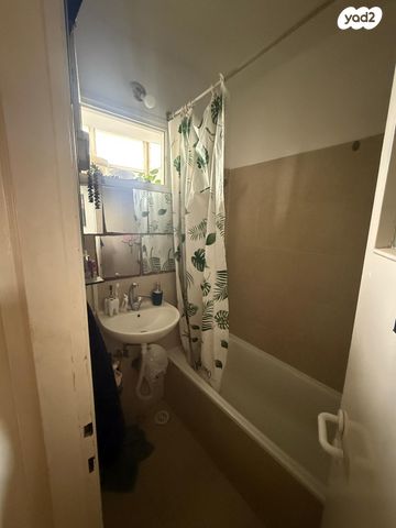 דרך השלום 143