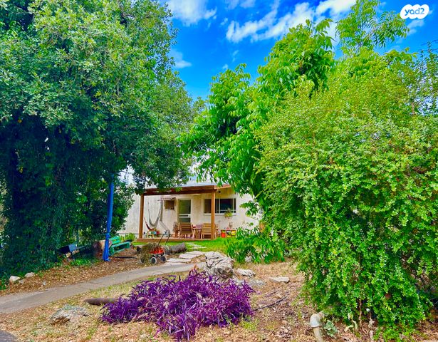 חניון מבצר יחיעם 1