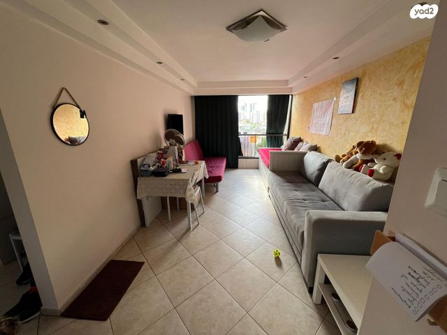 גיורא יוספטל 5