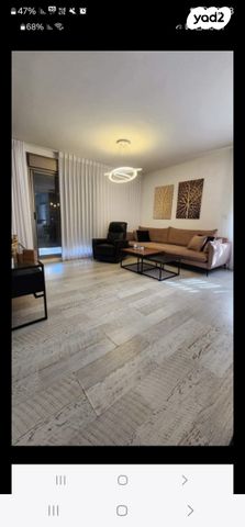 שושנה דמארי 3