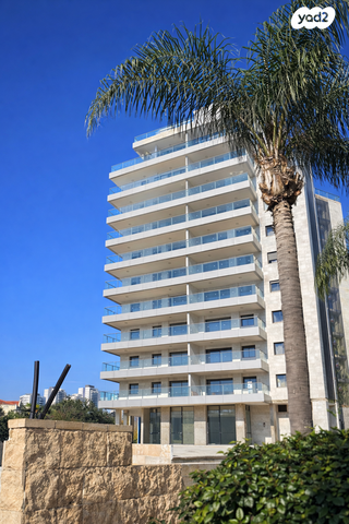 מודעת נכס, עליזה בגין, בנות חיל, ראשון לציון