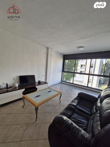 מודעת נכס, אוסטשינסקי 16, פועלים א, כפר סבא