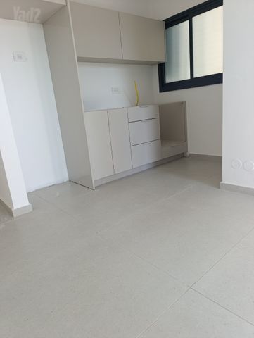 דירה למכירה בתל אביב יפו (תיווך) — 2